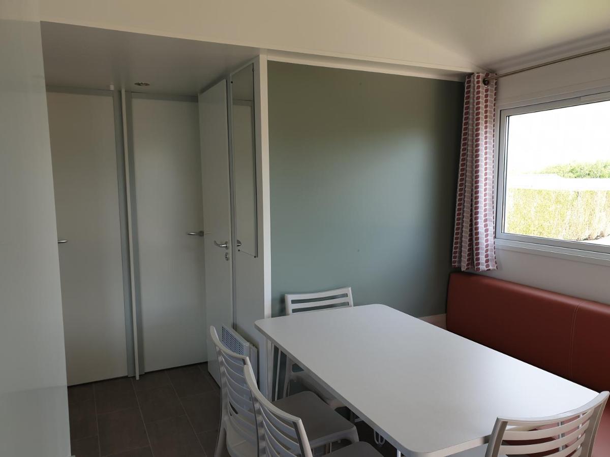 Le Clos Tranquille Hotel Gonneville-en-Auge Exterior photo